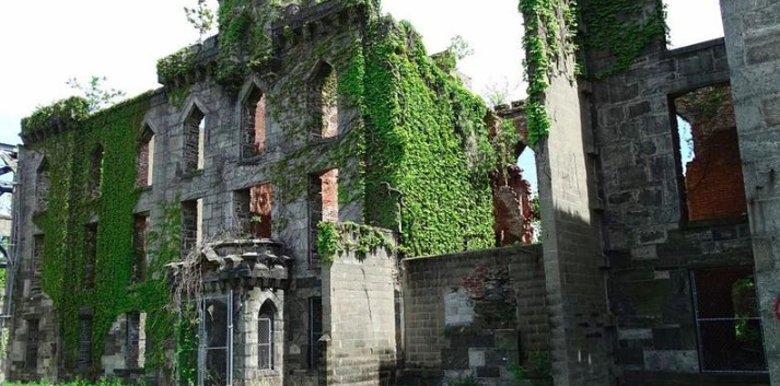 Roosevelt Island medical history tour