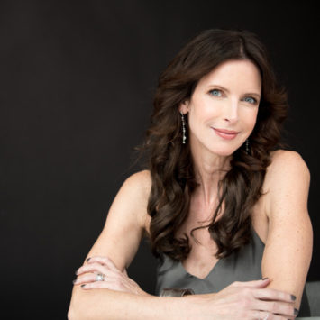 5 Questions with Sex Therapist and Somatic Psychologist Dr. Holly Richmond